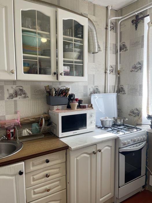 3 кімнатна квартира 3/5 поверх Корабельна-9