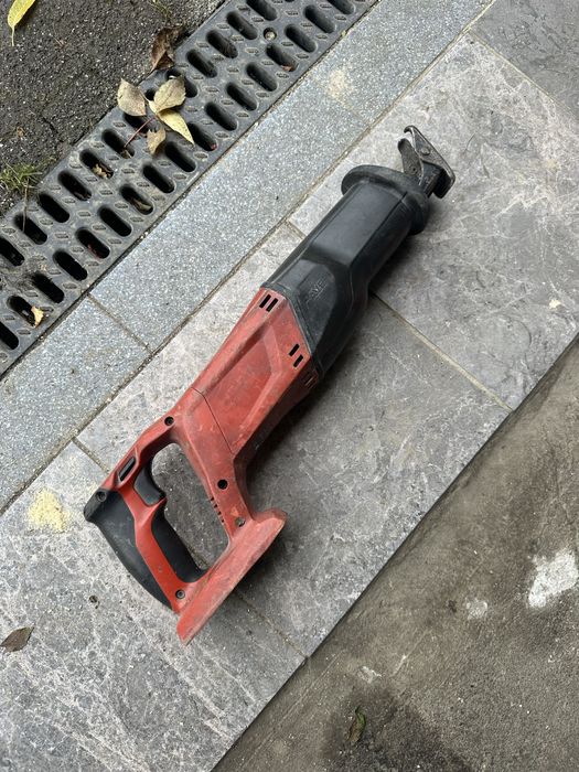 Pila szablasta hilti