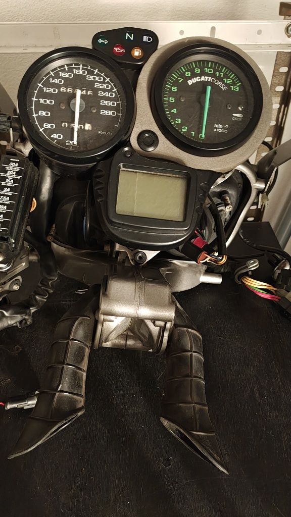 Ducati ST4S Monster SS peças carbonos