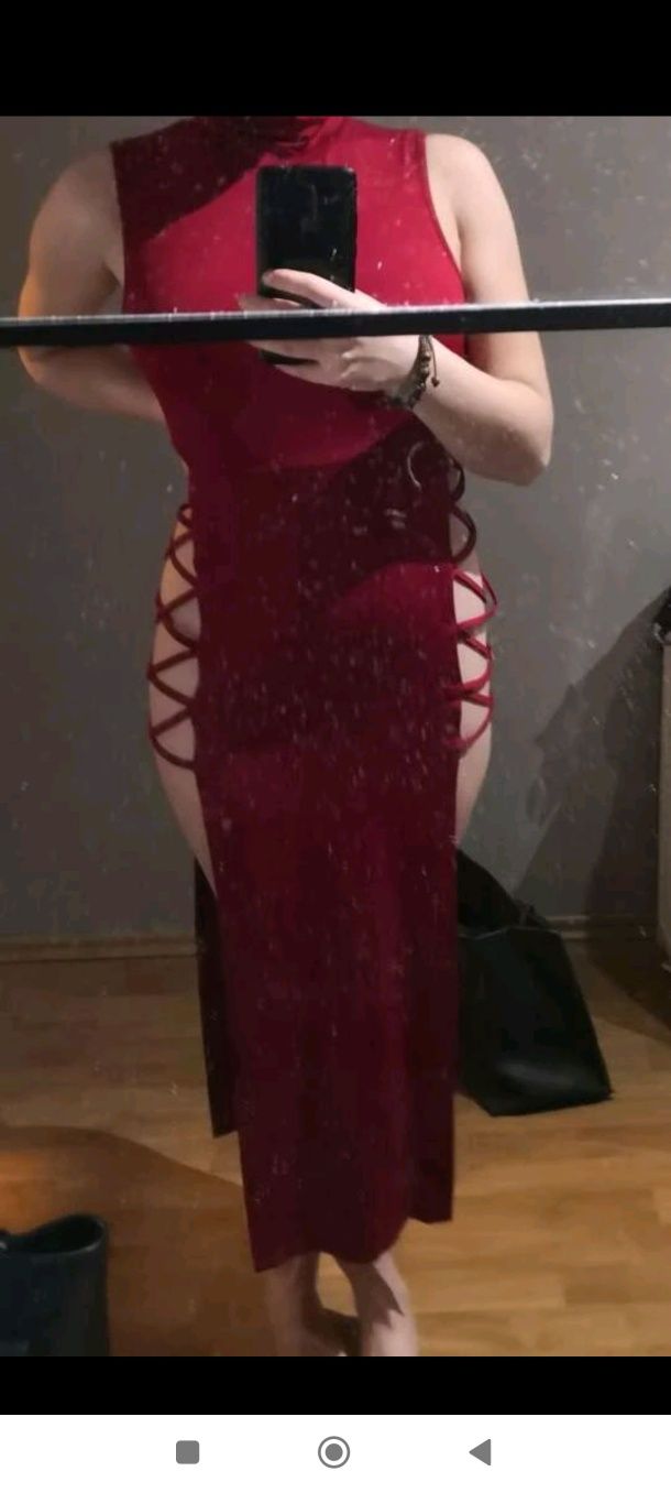 SXy sexy sukienka bordo z wycięciami Shein XS