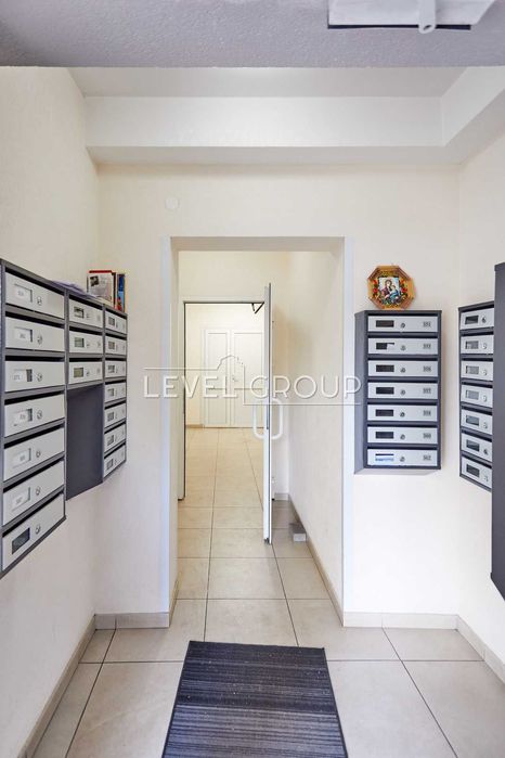 продаж 3-кімн квартири  вул. Анни Ахматової вул., 43 Осокорки