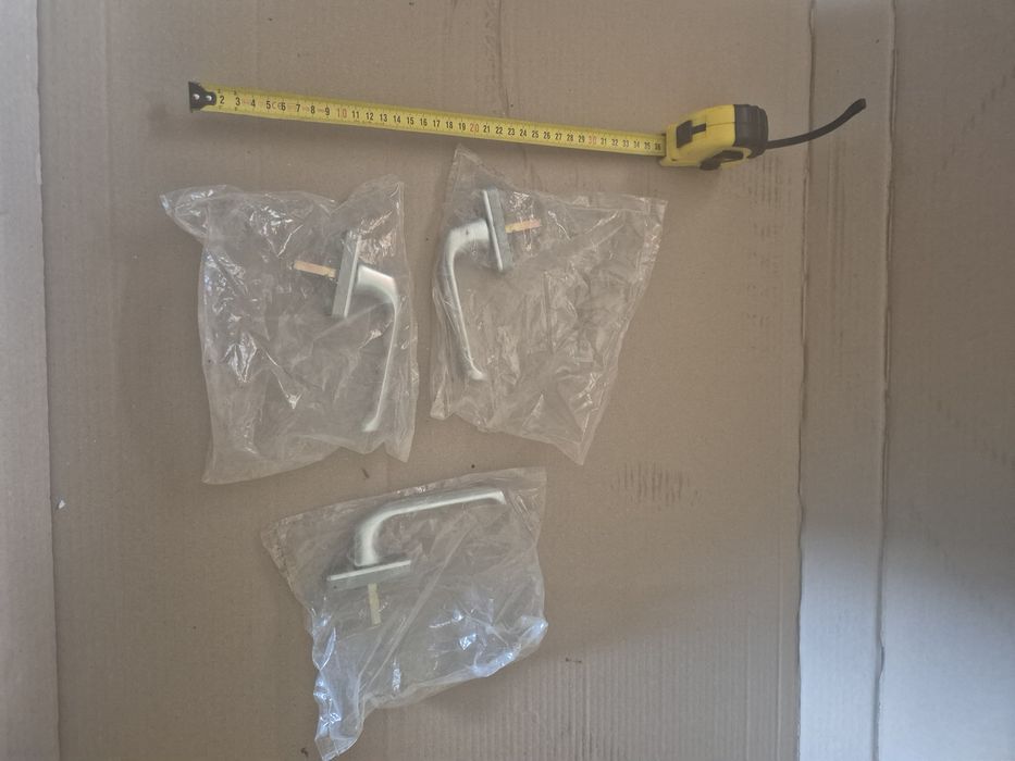 Klamki do oken , drzwi tarasowych , balkonowych