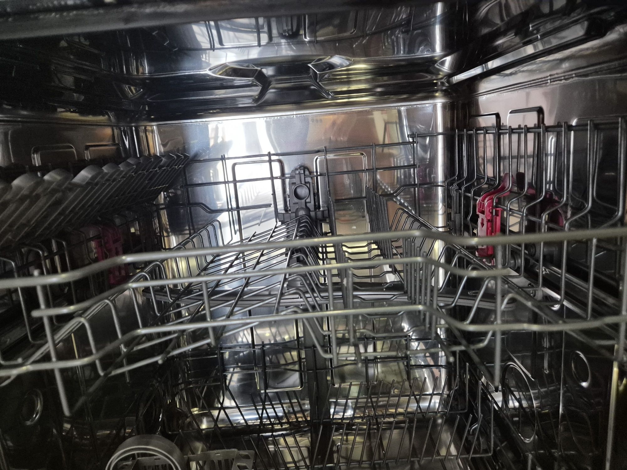 Máquina lavar loiça whirlpool