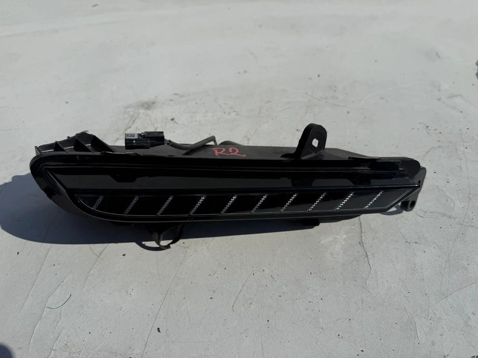 Renault Megane E-tech Halogeny Led drl Lewy 266059844R