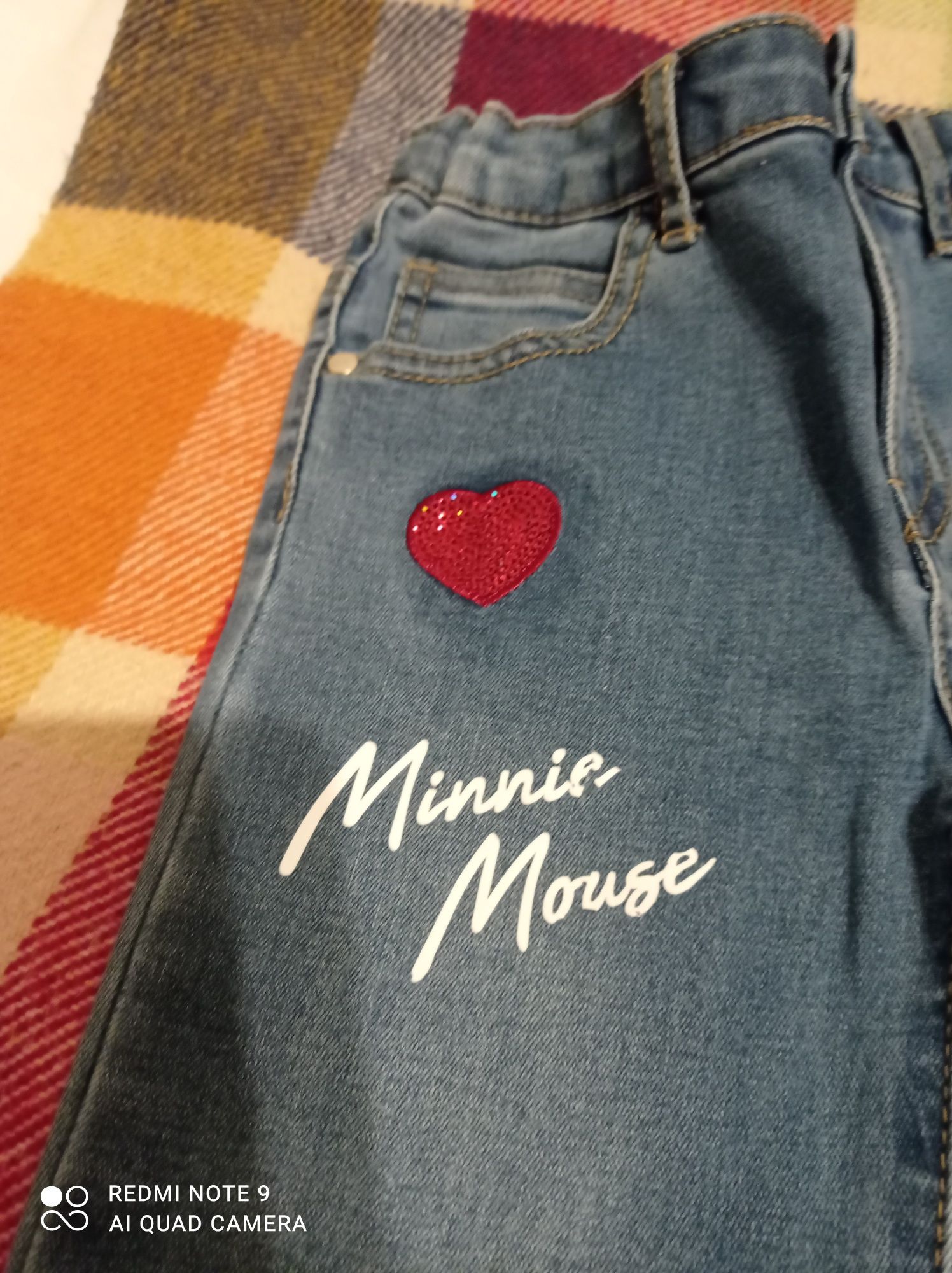 Calça de ganga Minnie 6/7A  com oferta