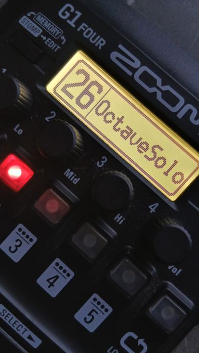 G1 Four ZOOM multiefekt gitara