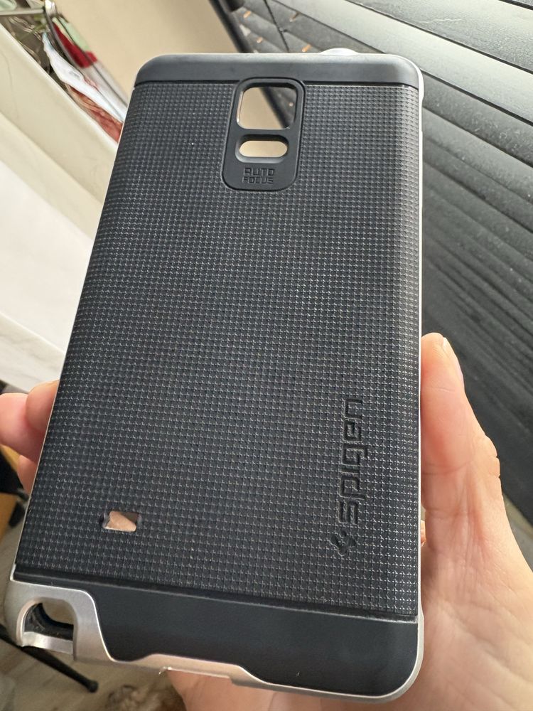 (Galaxy note 4)oryginalne etui SPIGEN neo hibrid