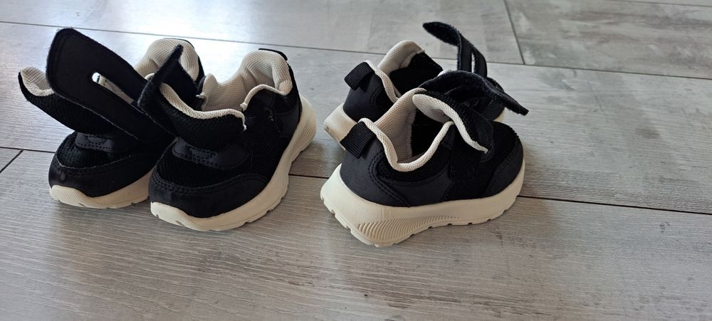 Buciki niemowlęce dla Bliźniaków