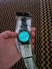 Чоловічий електронний годинник, электронные наручные часы