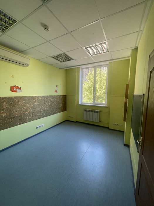 Оренда 2х кабінетів метро Голосіївська