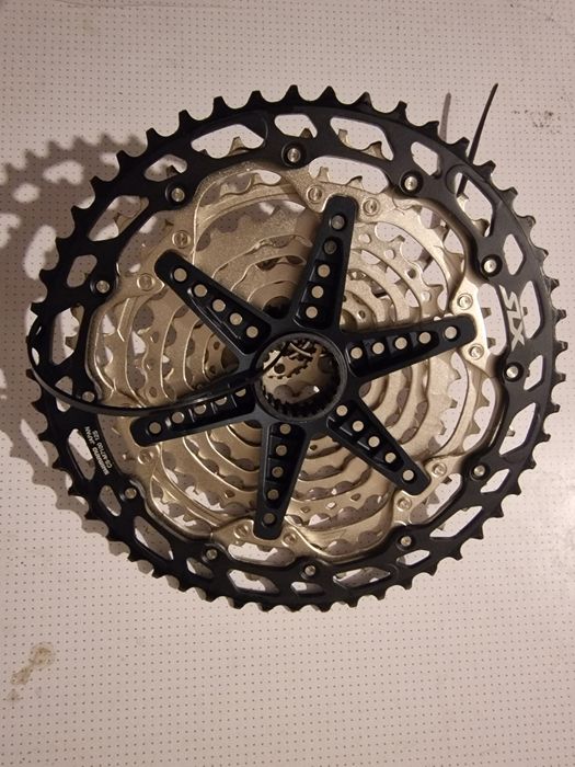 Kaseta shimano SLX