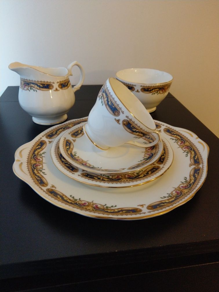 Nowy Piekny Vintage Duchess serwis trio filizanka angielska porcelana