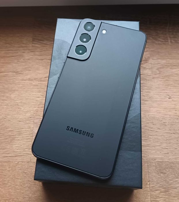 Samsung galaxy s22 jak nowy