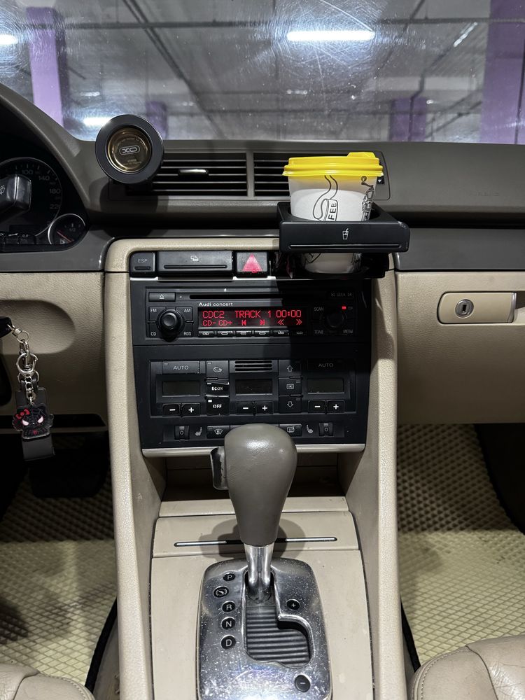 Audi A4 2002, 2.0