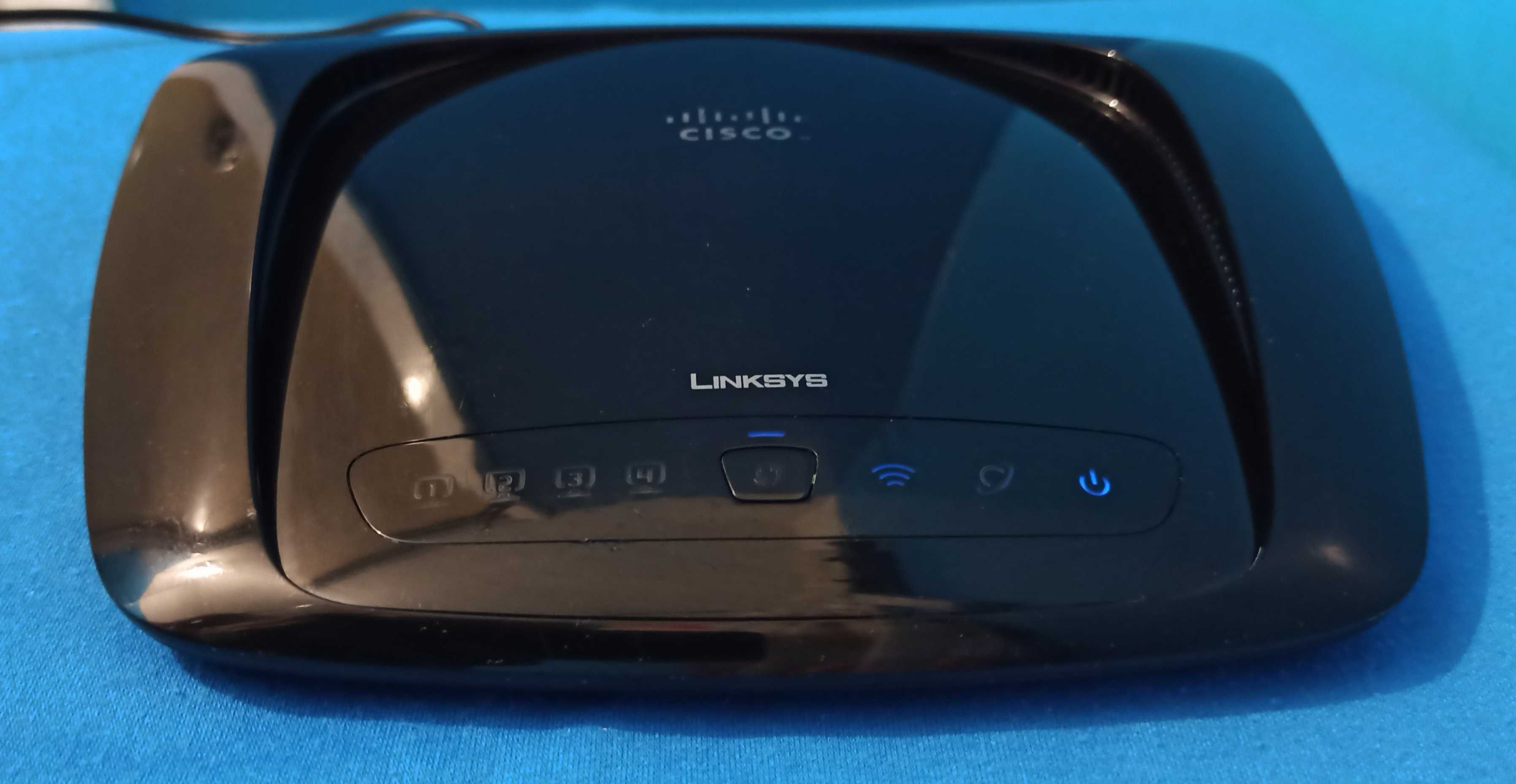Стильный Wi-Fi роутер Linksys WRT160N