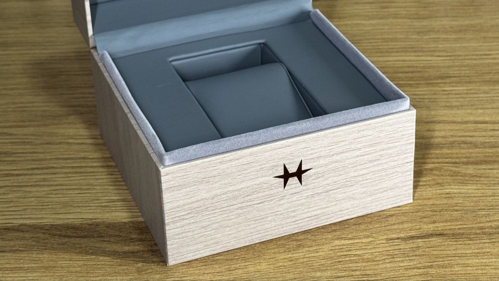 Caixa Hamilton como nova