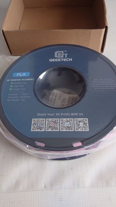 Filament Geeetech PLA 1000g Różowy Pink do drukarki 3D 1,75mm
