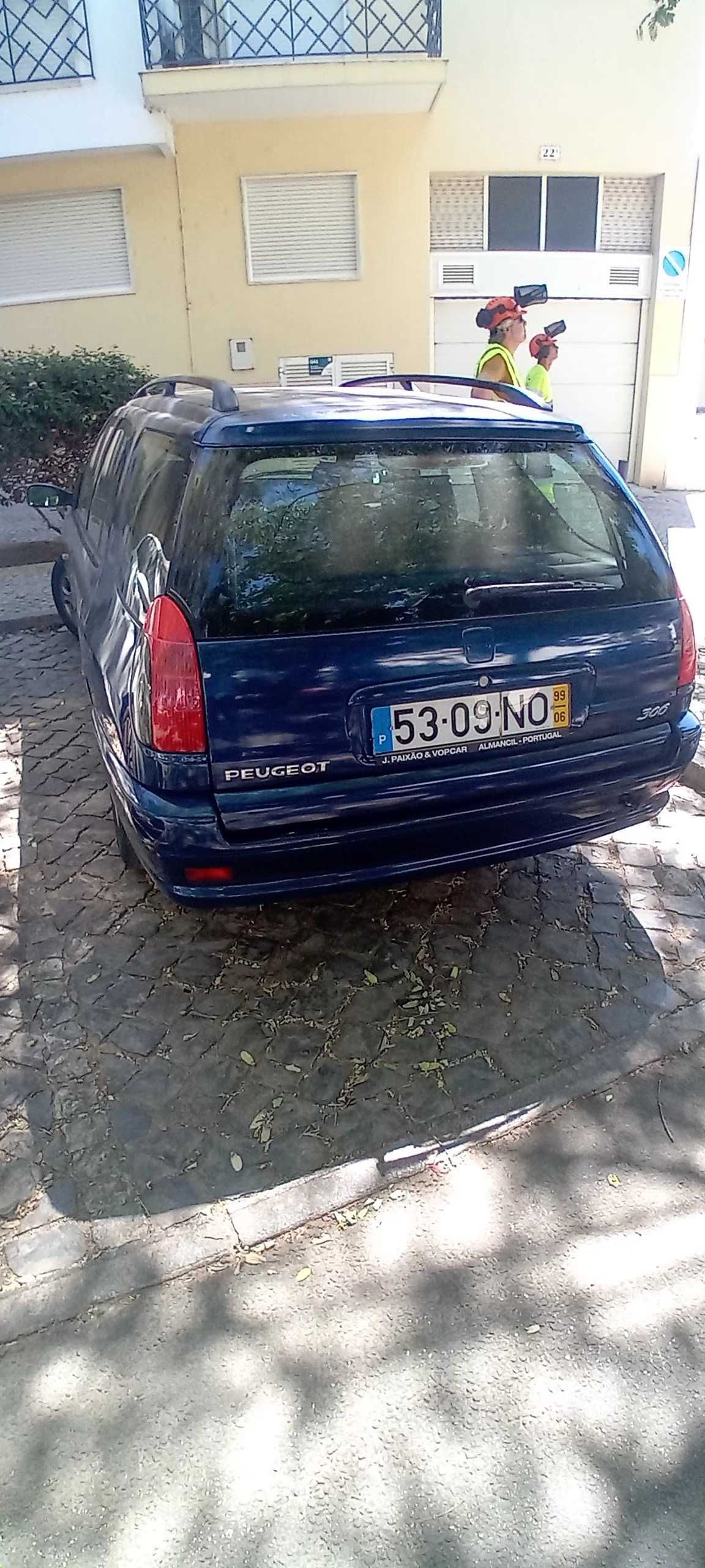Peugeot com só 100 mil klms