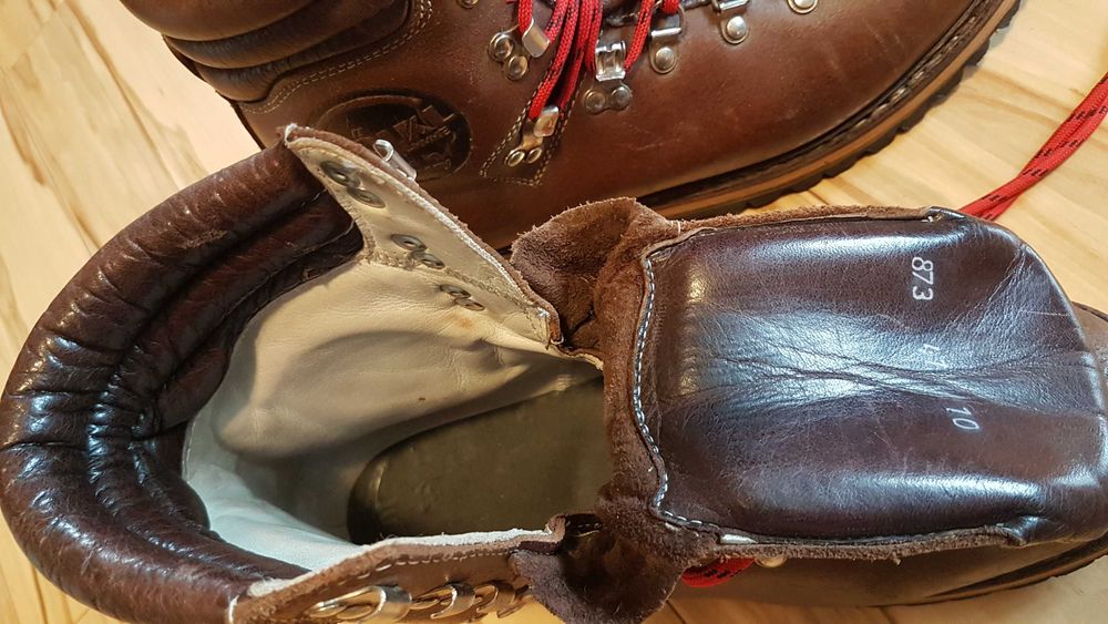 Buty trekkingowe górskie skóra Volkl j. Meindl Lowa Hanwag  43-44 w 28