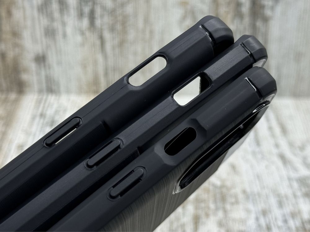 Чехол противоударный Carbon TPU на OnePlus 11/ 10 Pro/ 8T. Чохол