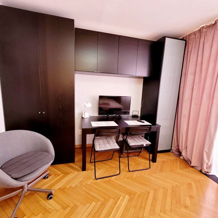 Apartament w samym centrum. dworzec centralny. Na doby, noce i godziny