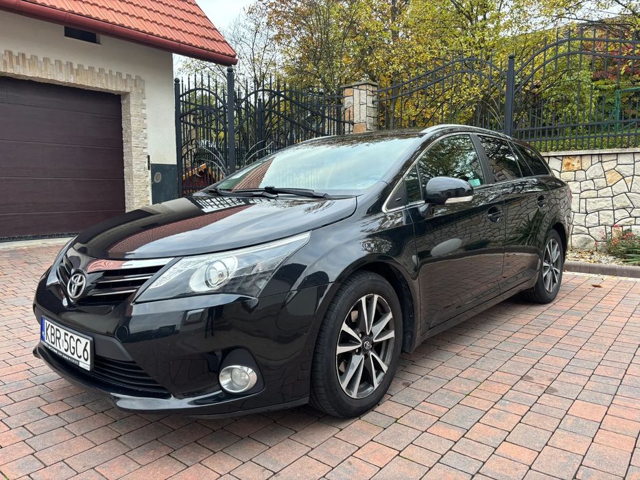 Toyota Avensis Pierwszy właściciel, Wystawiam Fakturę VAT, Premium PLUS