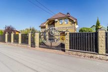 Будинок 2 поверхи, 18 соток. с. Глеваха, поруч Іванковичі і Мархалівка