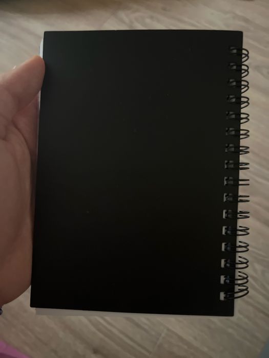 Notes w lamy na kółku