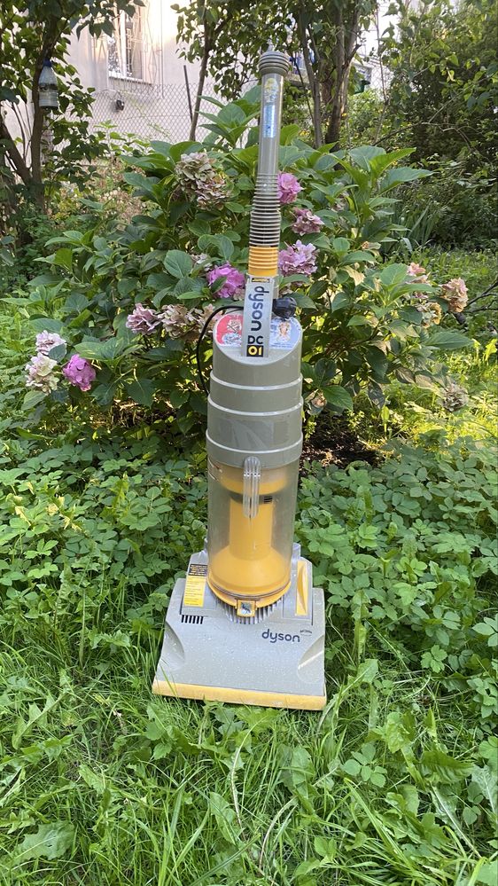 Пилосос Dyson dc-01