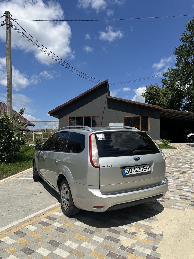 Ford focus 2 покоління