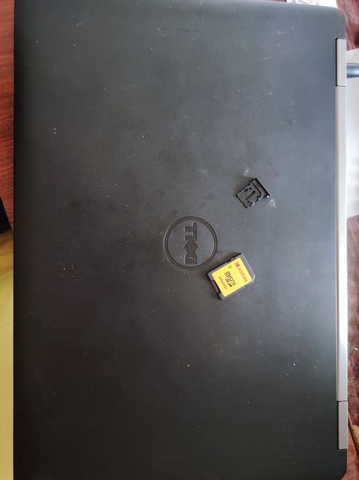 Dell E5570. 8gb ddr4. 1Тb hdd. 15.6 fhd ips. kl. nfc