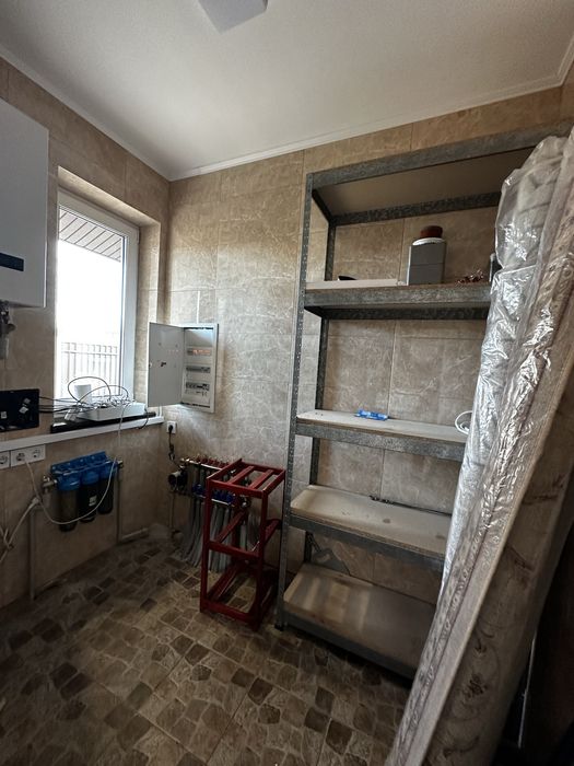 Будинок з Ремонтом та меблями в Бучі, район нової забудови