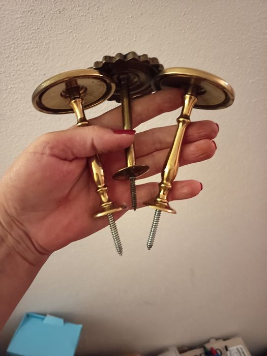 Fixadores de cortinados