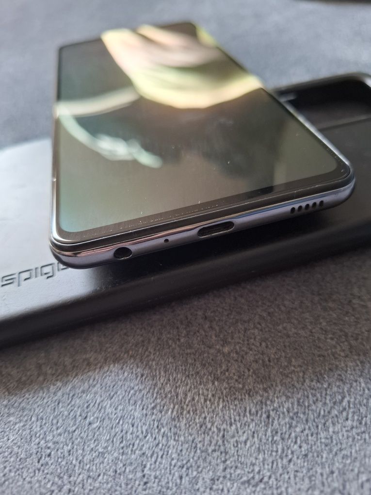 Samsung Galaxy A52s 5g Spigen