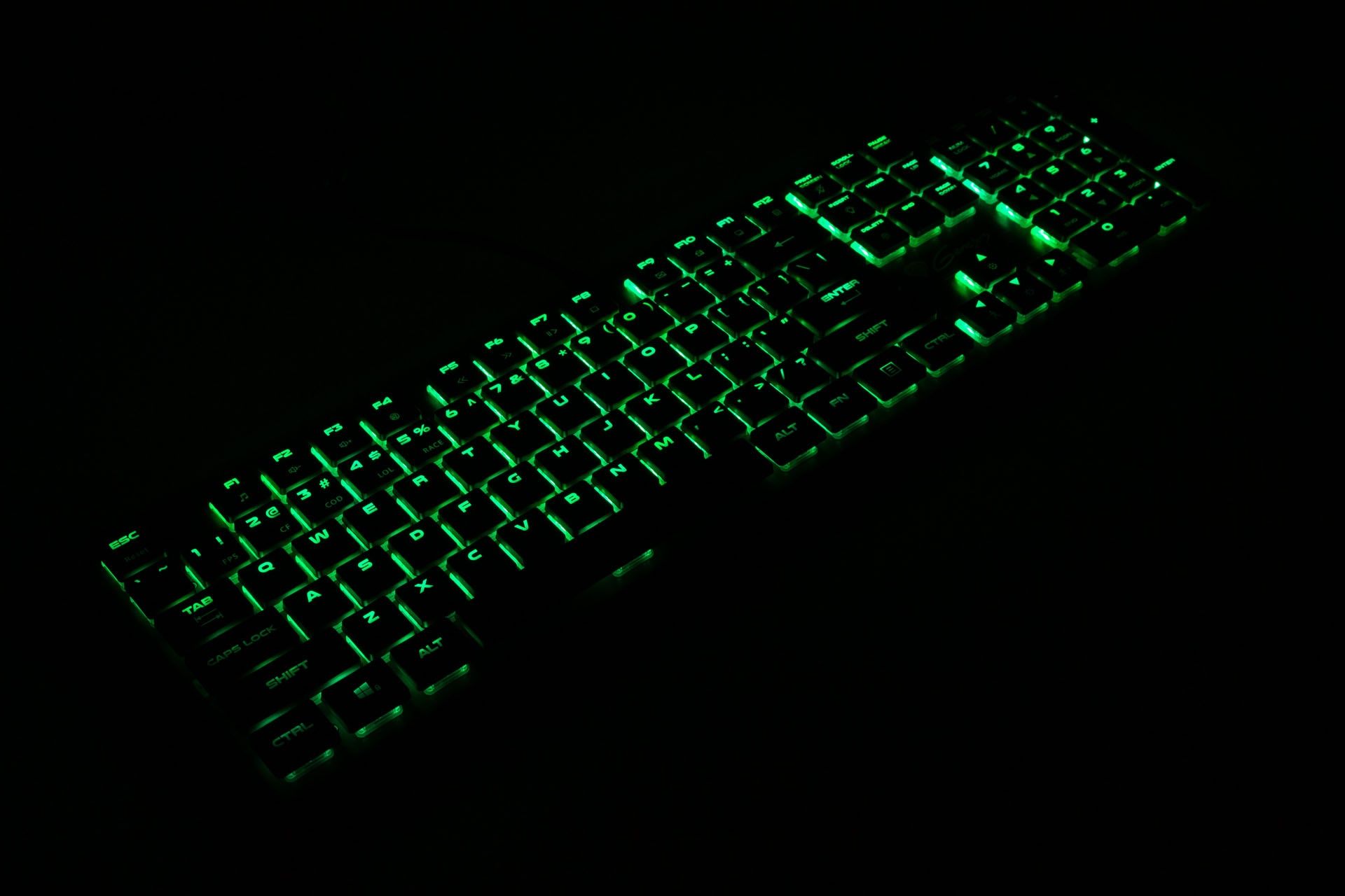 Klawiatura Genesis Thor 420 RGB - Nowa, okazja!