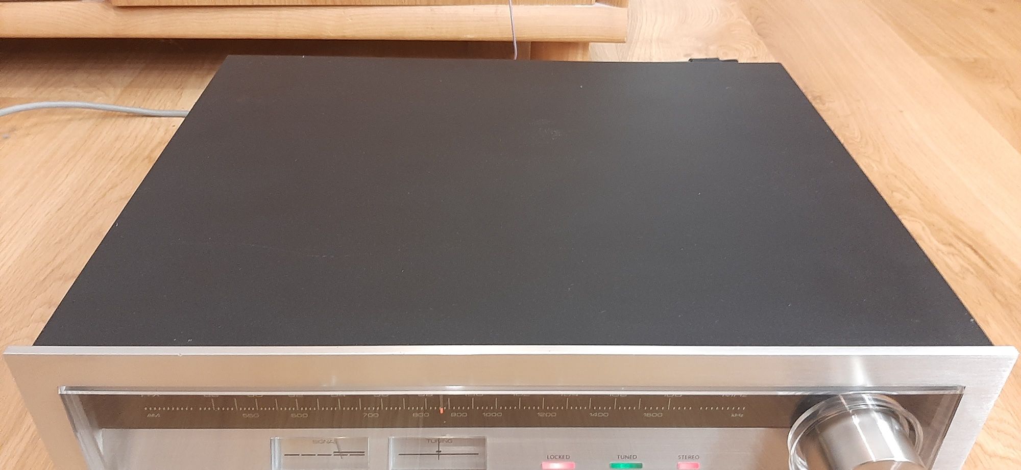 Onkyo Tuner Stereo T-9