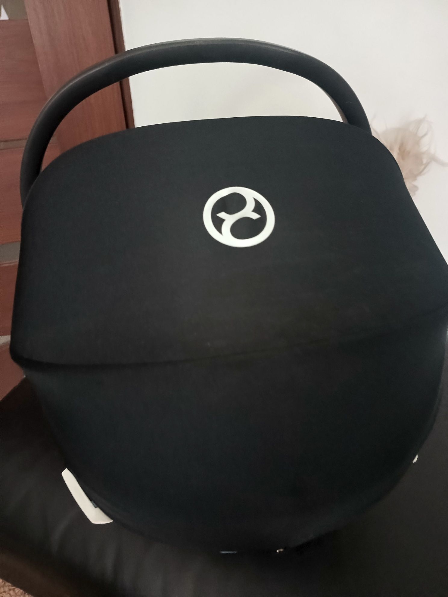 Fotelik z bazą Cybex Aton 5