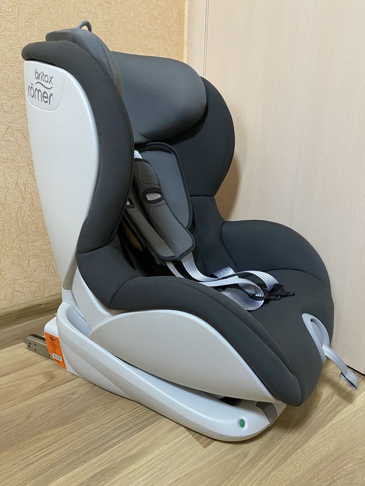 Автокресло Britax- Romer Trifix Isofix c 9 мес до 4 лет