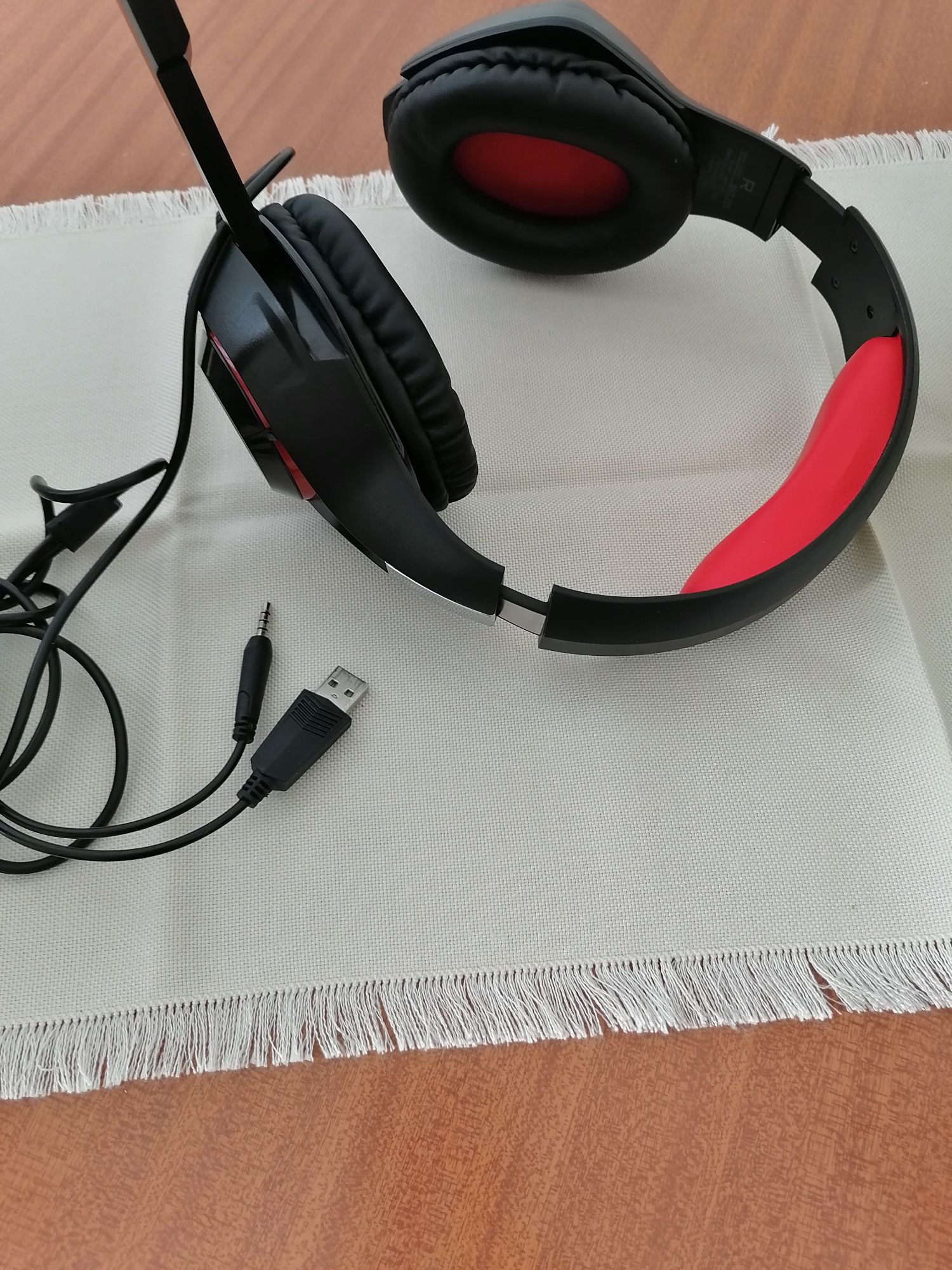 Headsets gaming em bom estado