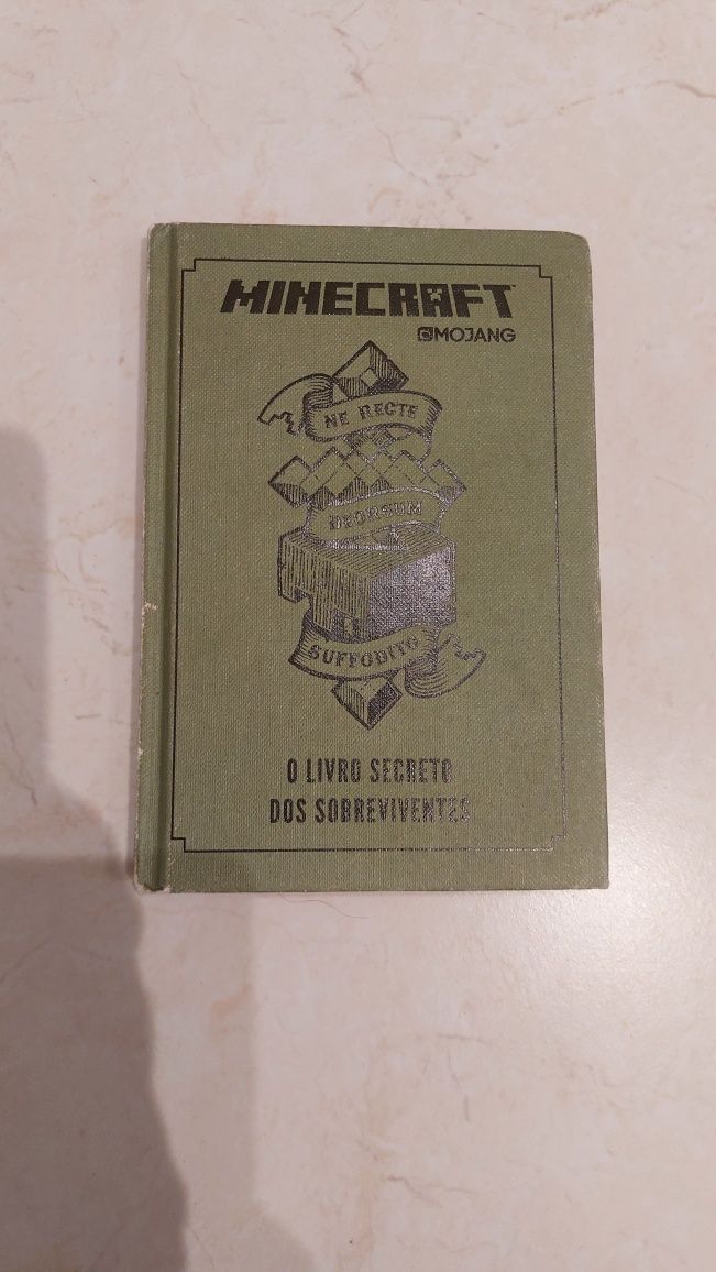 Minecraft: O Livro Secreto dos sobreviventes