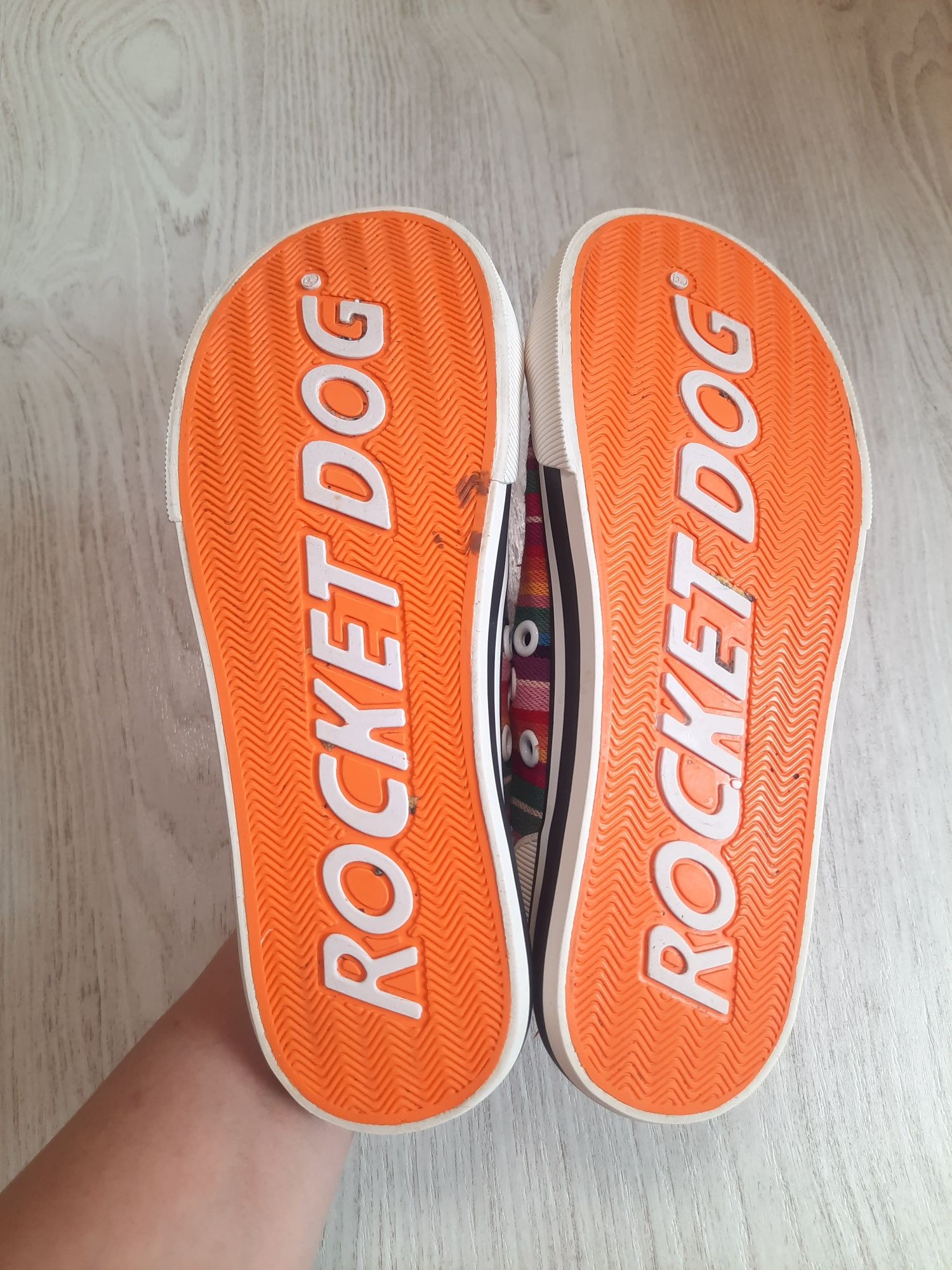 Крутые кеды Rocket Dog кеди кроссовки мокасины 23.5см р.37-36.5