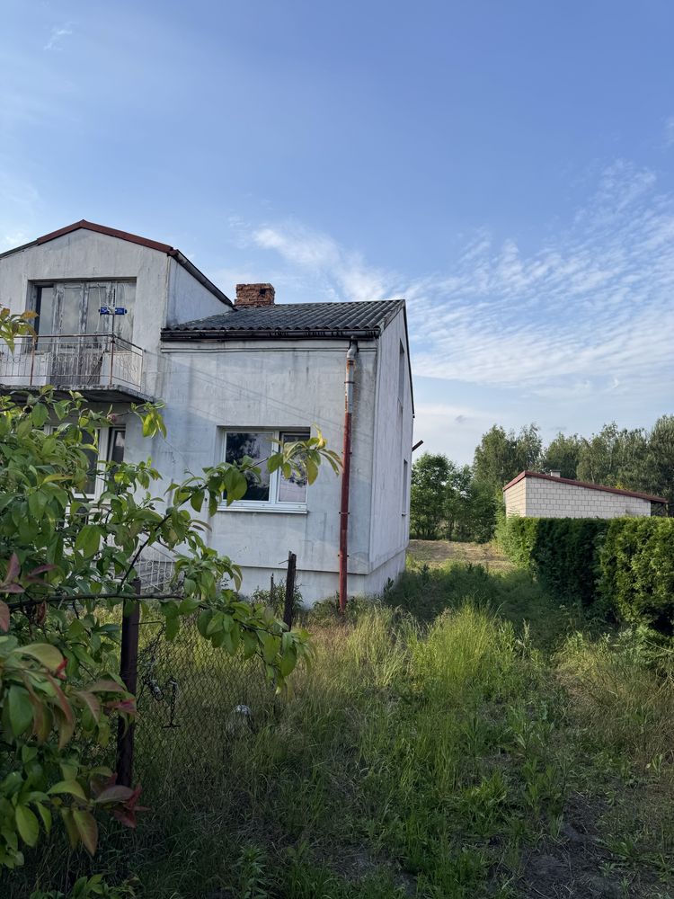 Sprzedam dom z budynkiem gospodarczym + 2,5ha ziemi