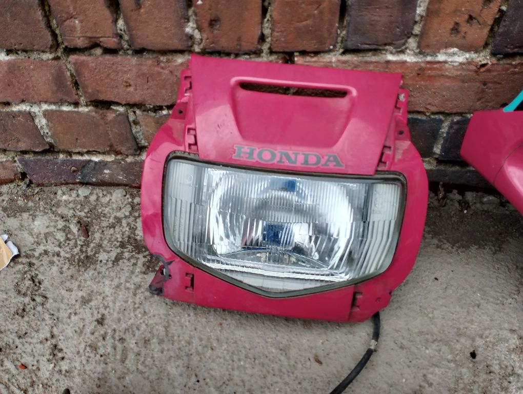 Czacha czasza stelaż lampa owiewka szyba honda CBR 600 f2