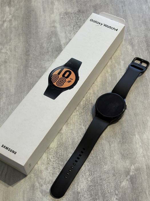 Смарт-годинник Samsung Galaxy Watch 4 44 mm
