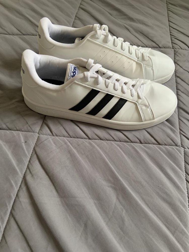 Sapatilhas Brancas, Adidas