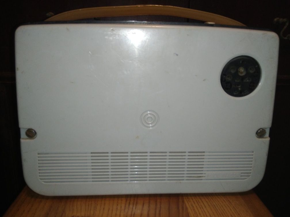 Продам радиоприёмники советского союза