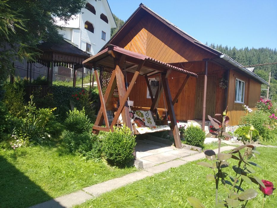 Яремче. Гостинний двір Під горою