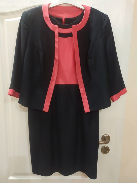 Продаю костюм - двійку. Сукня і піджак.