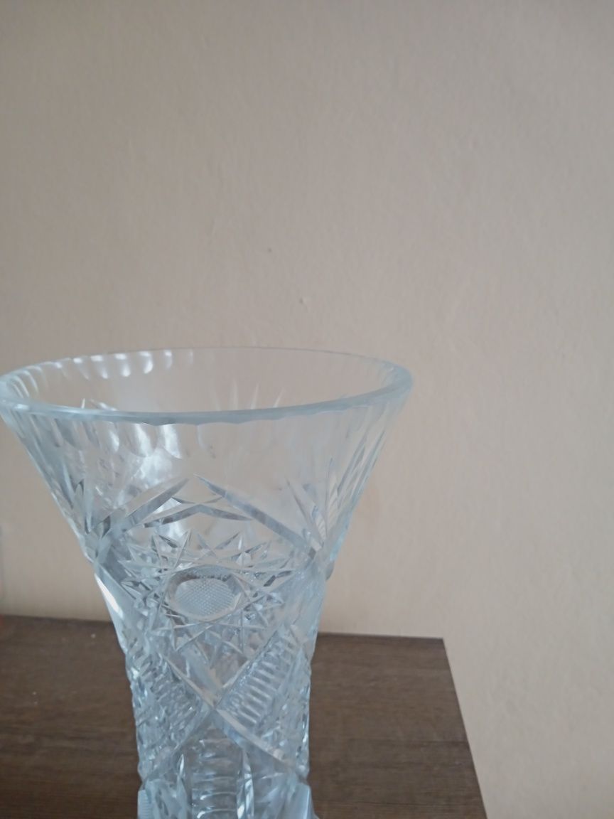 Piękny kryształowy wazon prl