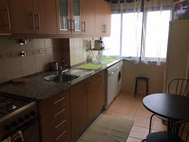 Aluguer de Quarto, Amora (só senhoras)